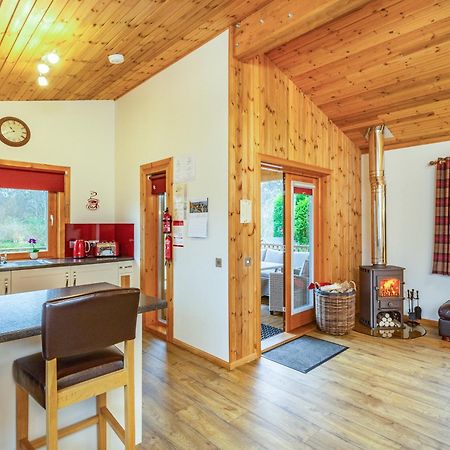 Burnside Lodge Torlundy  外观 照片